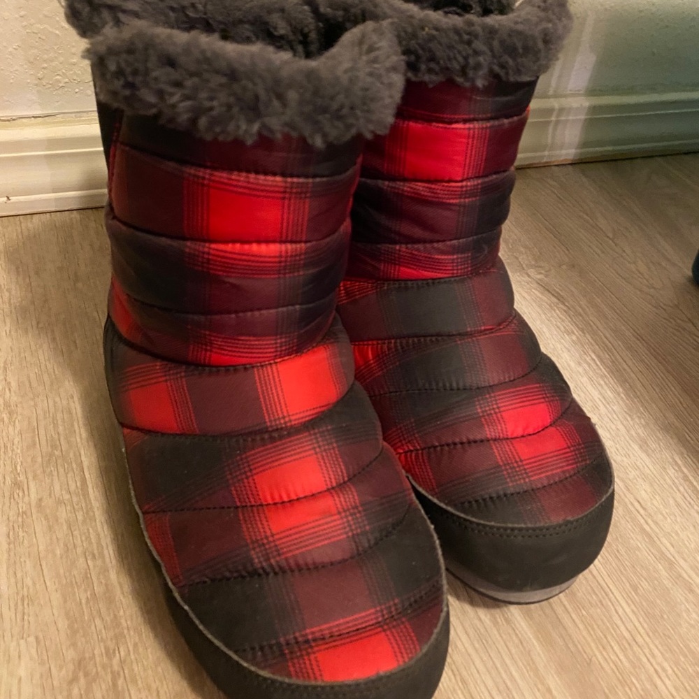 Eddie Bauer Shoes